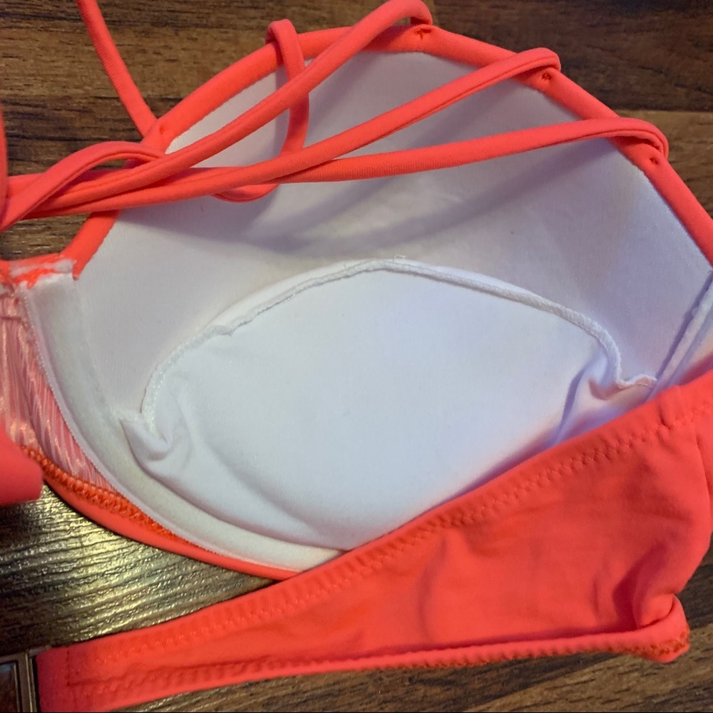 Neon Bikini - image 4